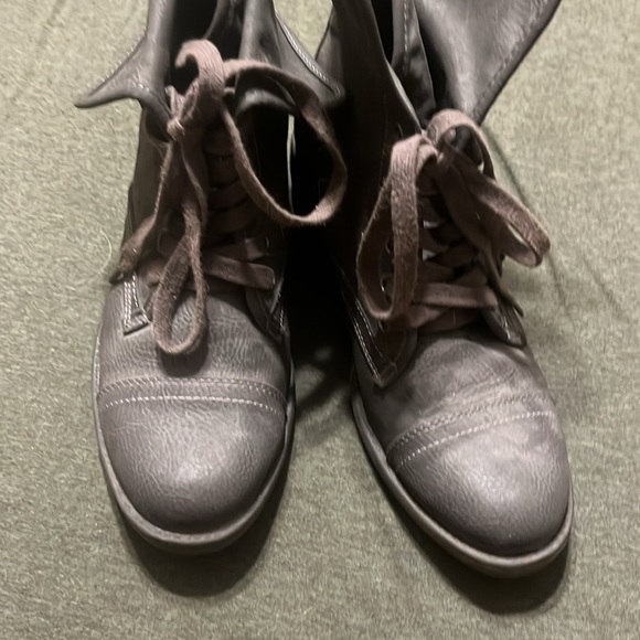 Grey Rocketdog Boots - Picture 10 of 11